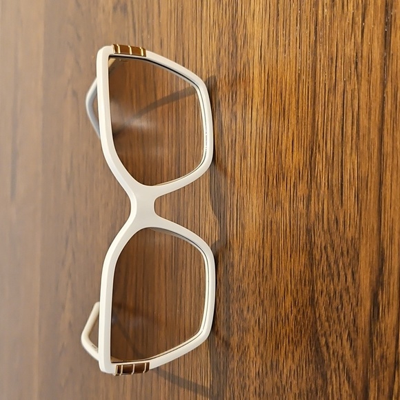 Tory Burch Orange and White Geometric Glasses - Picture 5 of 6